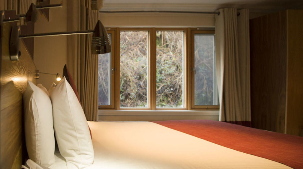The Inn On Loch Lomond ลุสส์ ภายนอก รูปภาพ