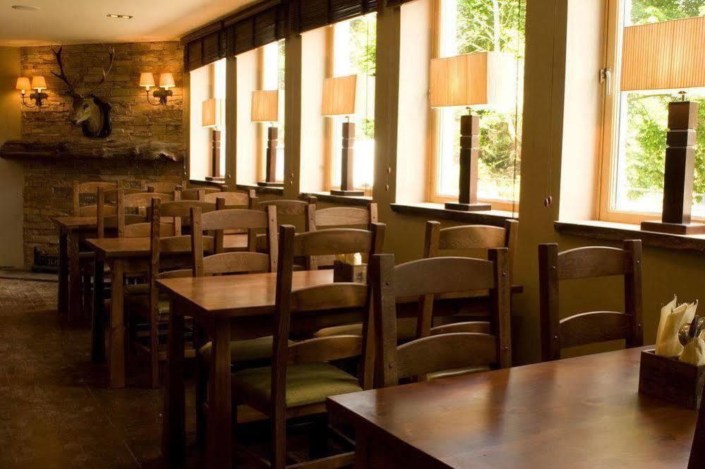 The Inn On Loch Lomond ลุสส์ ภายนอก รูปภาพ